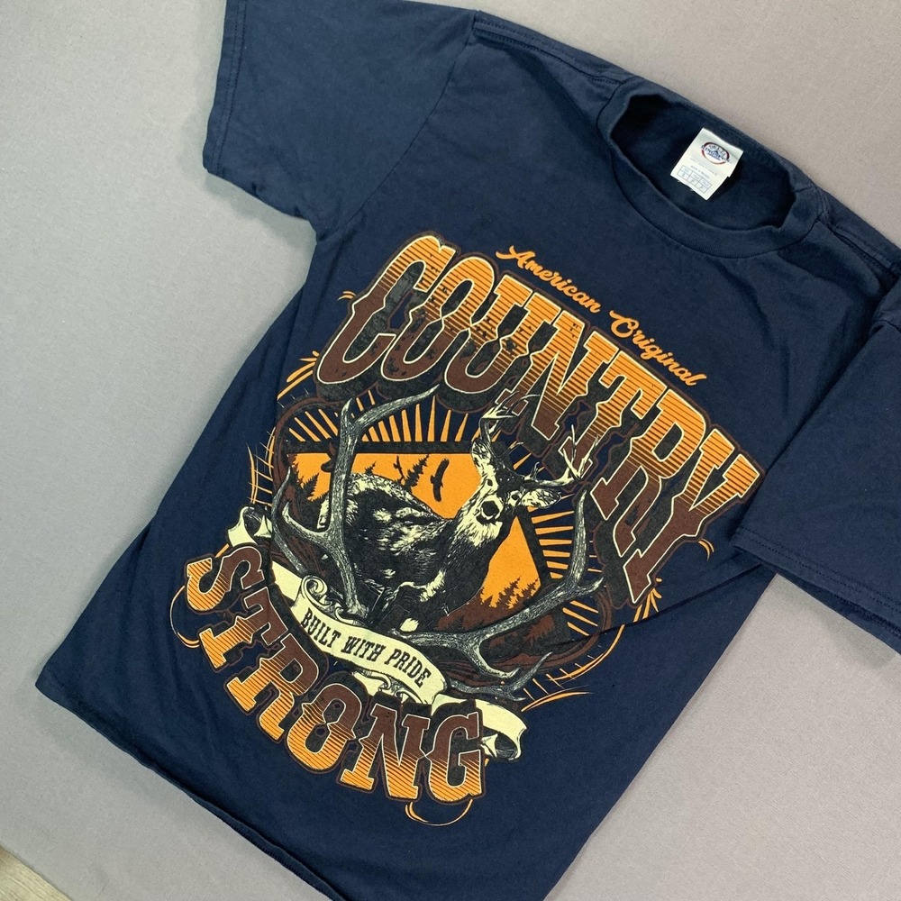 Country Strong Shirt Mens Small Blue Deer Hunting‎ Graphic Tee Delta USA